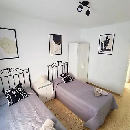 Apartament Alarve *